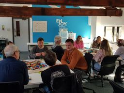 Group conversation in a LEGO SERIOUS PLAY session